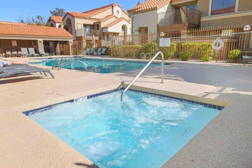 The Cool Cactus Condo With Pool And Jacuzzi Tempe Extérieur photo